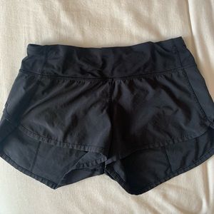 Lululemon speed up short